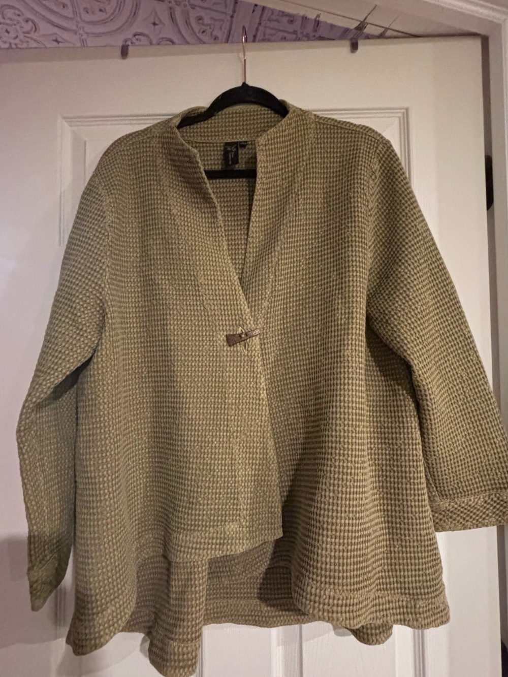 Women's Olive Green Textured Open-Front Jacket